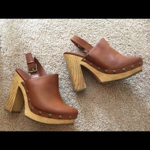 Ana heeled clogs Sz 7.5 Excellent condition :)